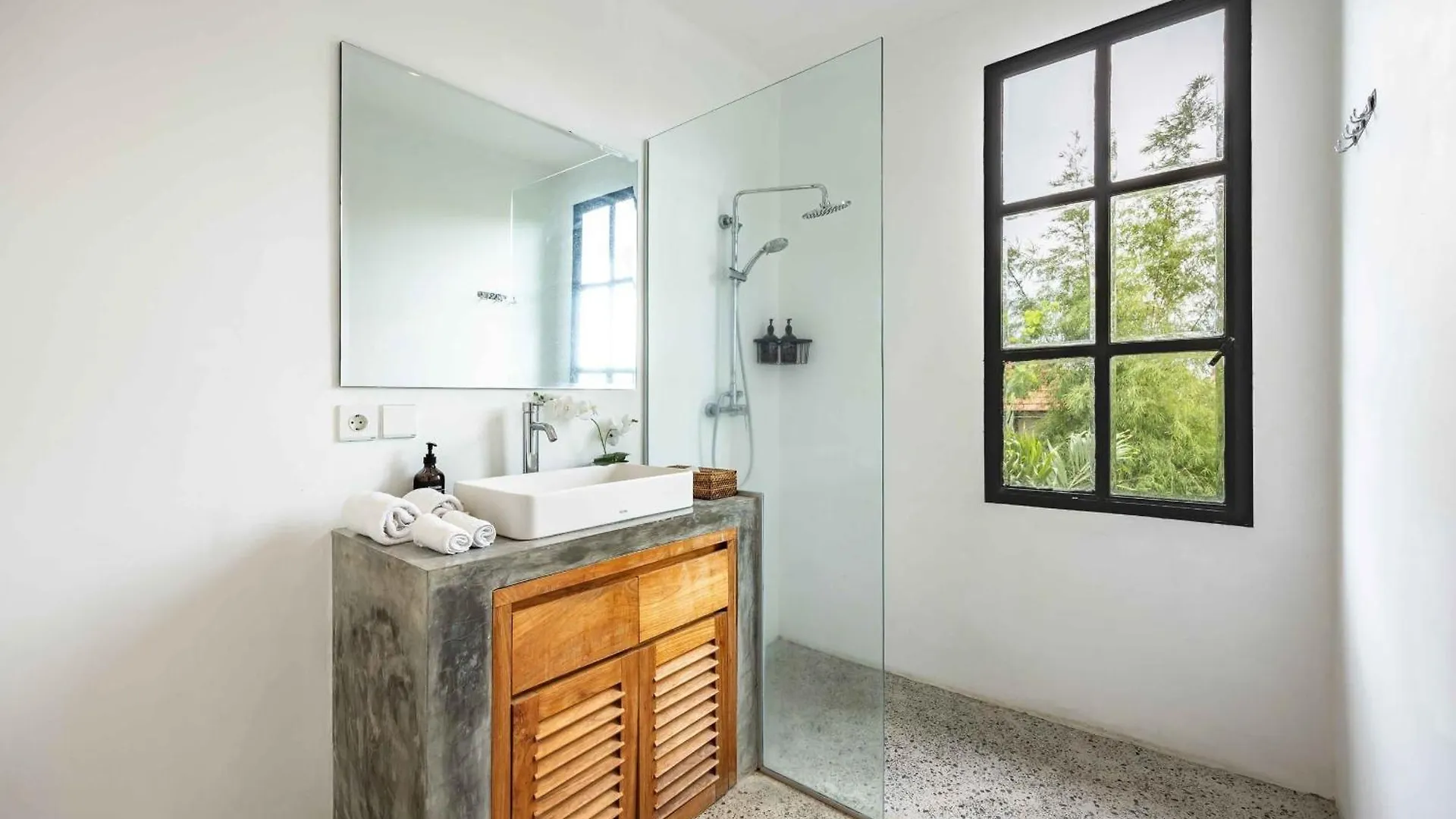 Villa Tupai - Best Location 3Br With Ac Living Room, 600M To Berawa Beach, Perfect For Surfers チャングー