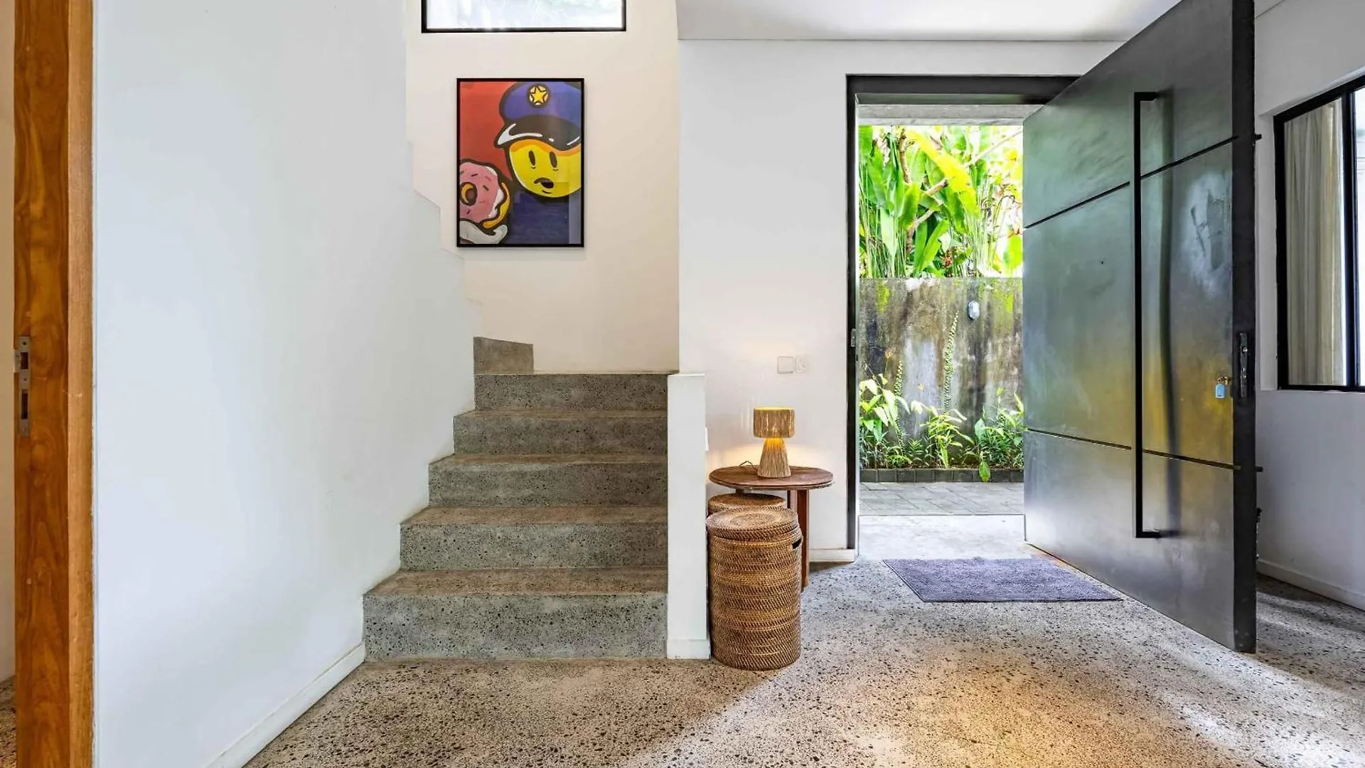 Villa Tupai - Best Location 3Br With Ac Living Room, 600M To Berawa Beach, Perfect For Surfers Canggu